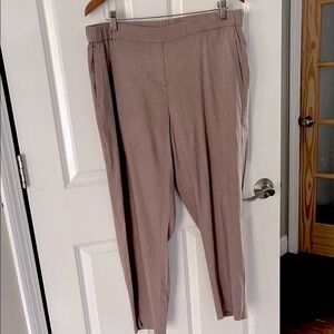 J. Jill Tan linen stretch tan Capris with pockets and elastic waist size Large